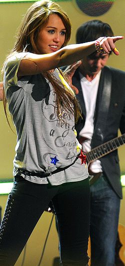 250px-miley_cyrus_at_kids_inaugural_2_cropped.jpg 250px-miley_cyrus_at_kids_inaugural_2_cropped.jpg